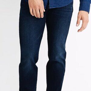 Madewell Blue Denim Athletic Slim Jeans 31Wx32L